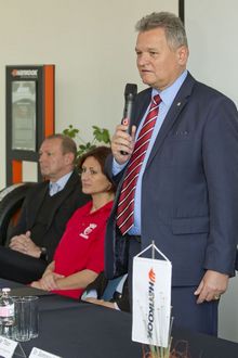 Hankook Abroncsadományozási Program - sajtótájékoztató, 2015.11.03